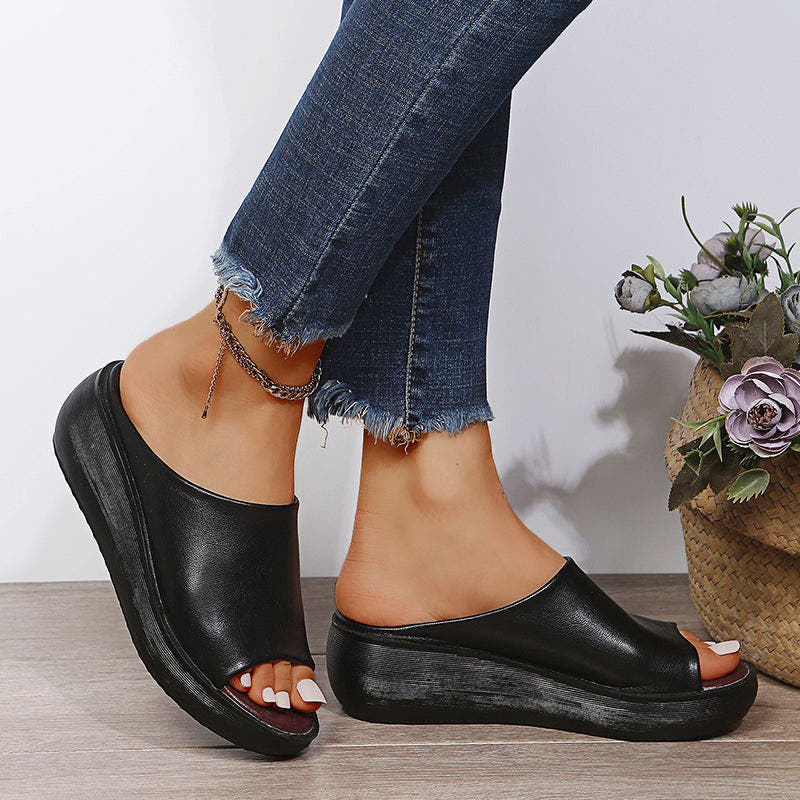Daria | Slip-On Platform Sandals