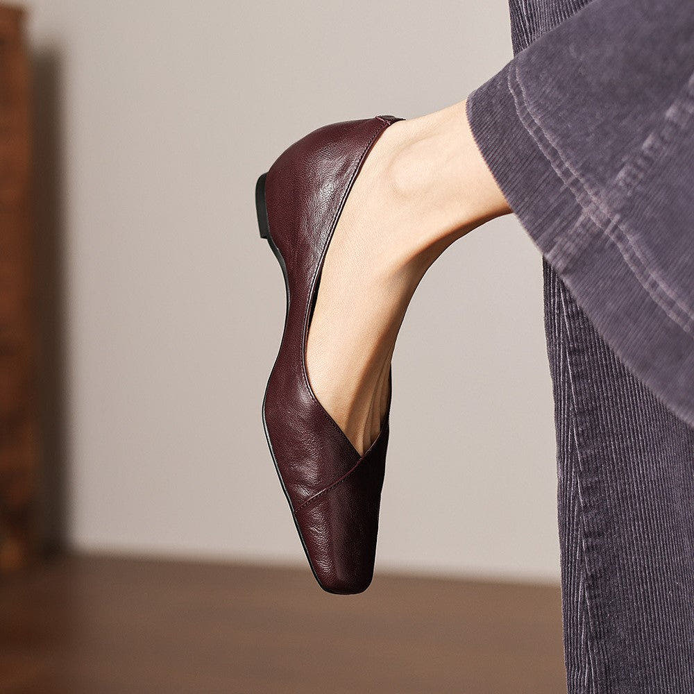 Noémie Square-Toe Leather Flat