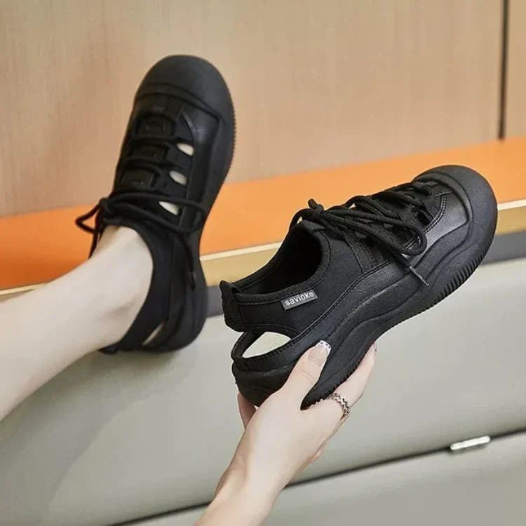 Una | Breathable Cut-Out Platform Shoes