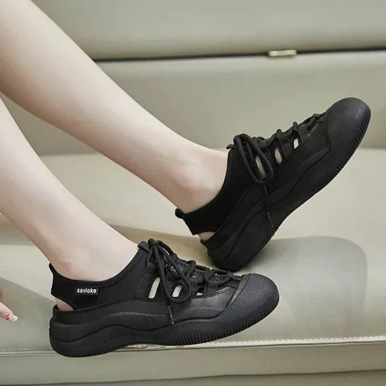 Una | Breathable Cut-Out Platform Shoes