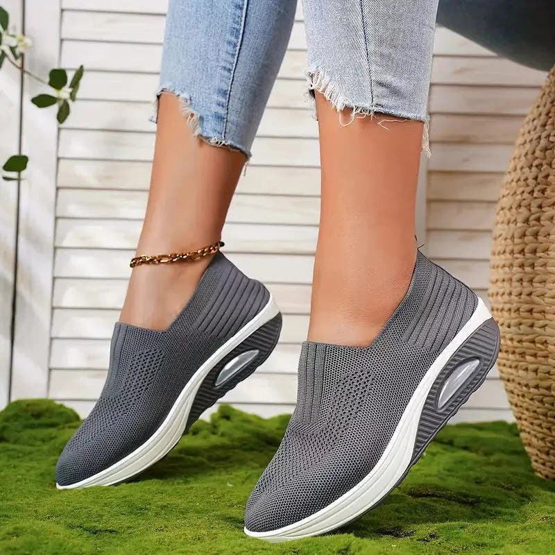 Aine | Breathable Knit Slip-On Sneakers
