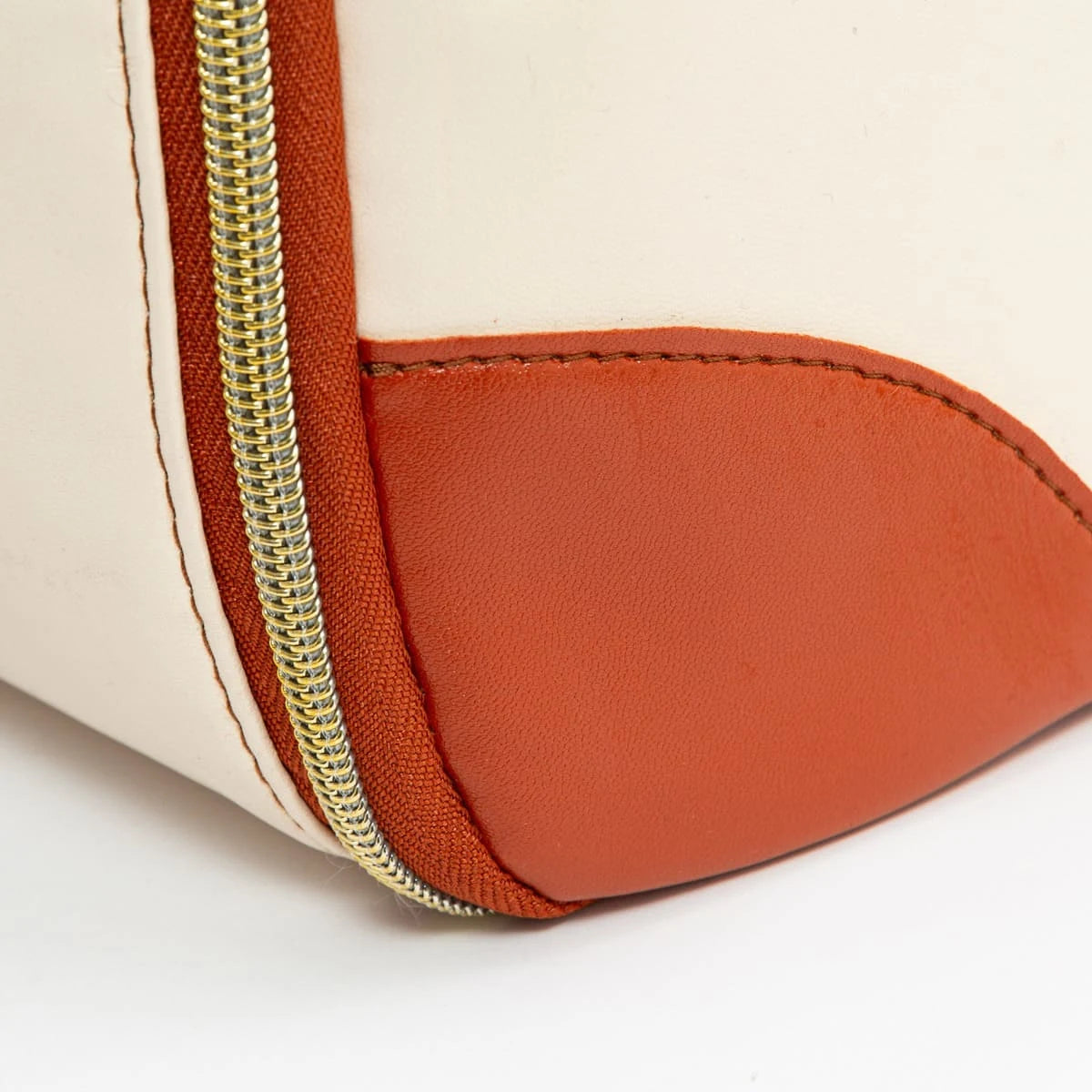 Aurelia | Carry-On Travel Bag