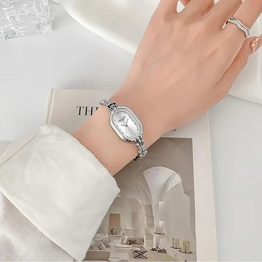 Celisse Verity Watch | Gold