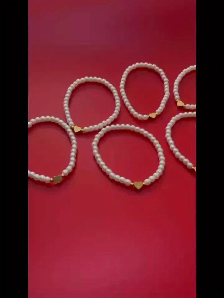 Chic Heart Initial Bracelet (A–Z)
