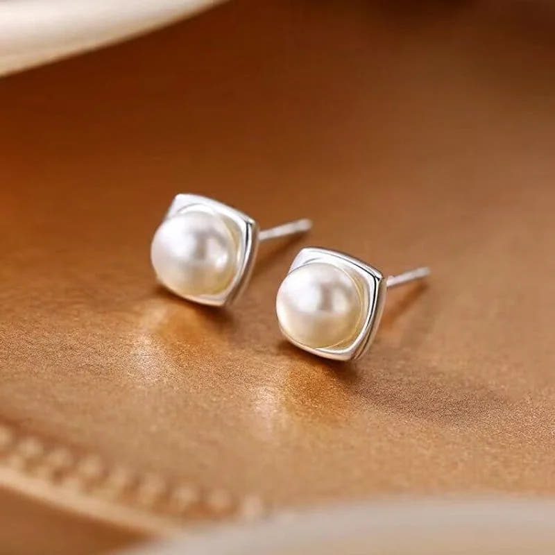 Freshwater Pearl-Style Earrings