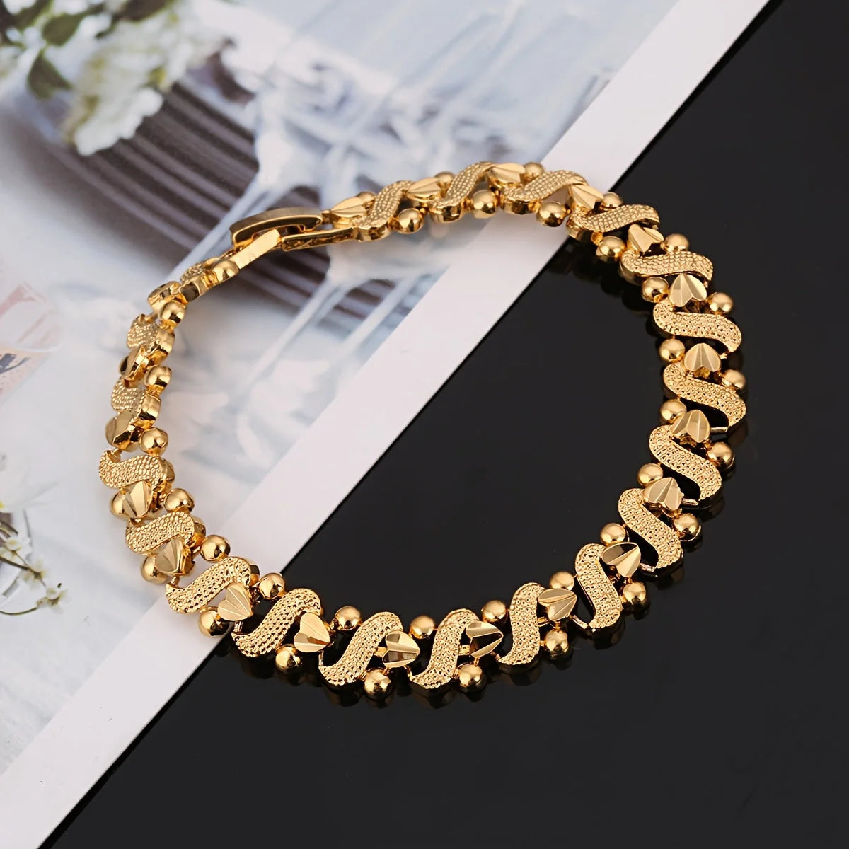 Lily Ornate Wave Bracelet | Gold