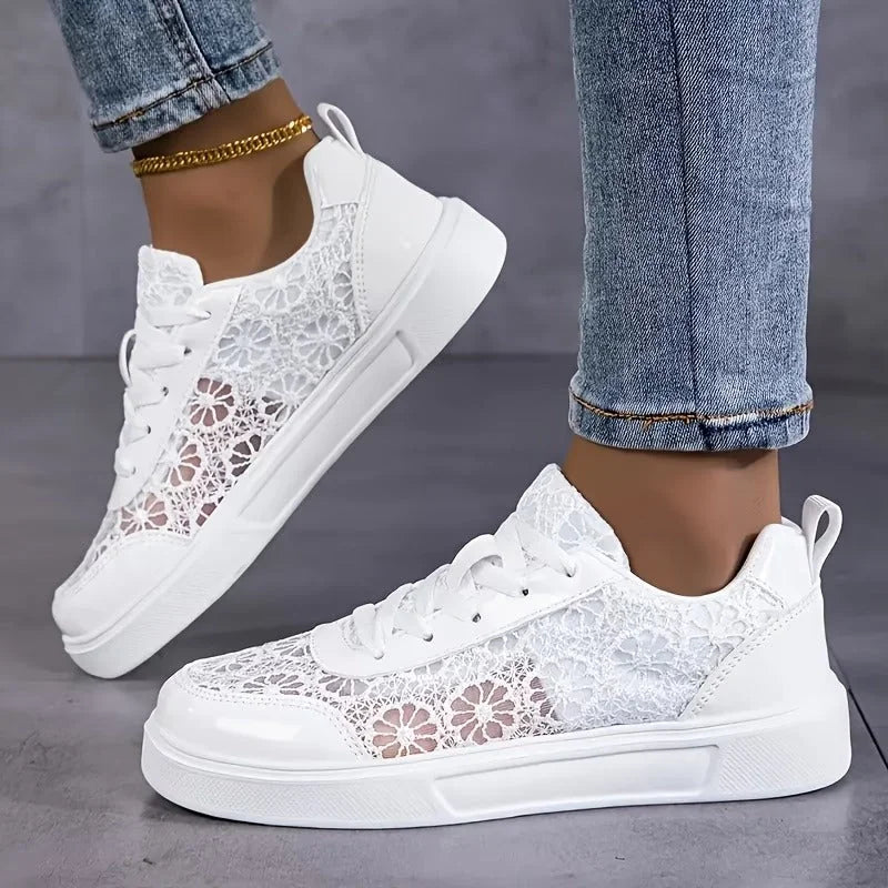 Lonneke | Floral Lace Sneakers