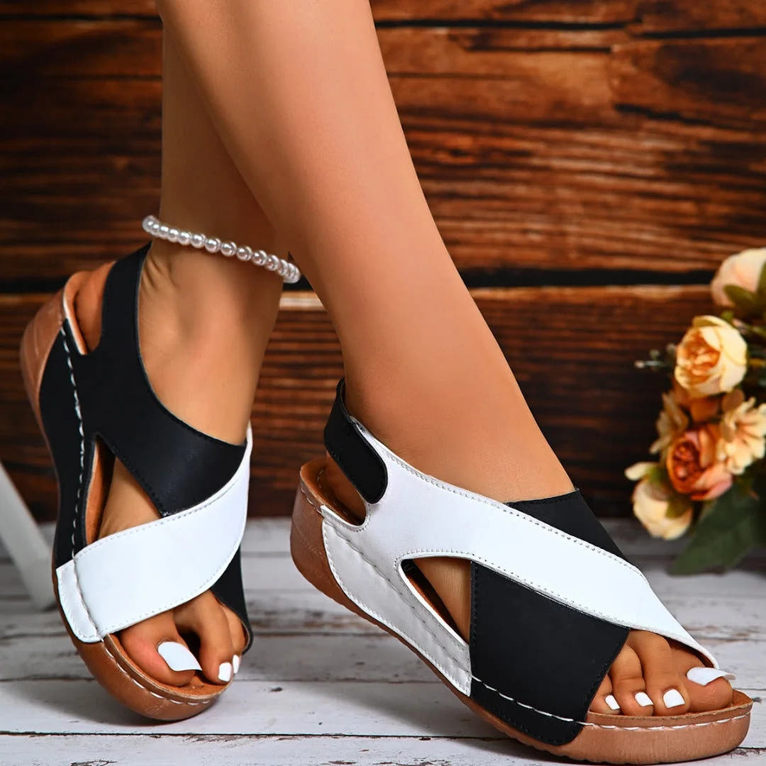 Solveig | Rocker Sole Sandals